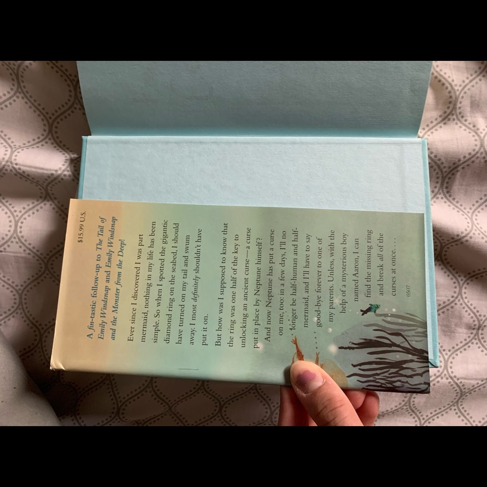 2 Books - Picture 4 of 5